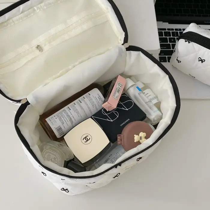 Mode cerise fourre-tout femmes sac de maquillage Portable mignon dames cosmétique toilette pochette de rangement sac à main coton matelassé sac à fermeture éclair