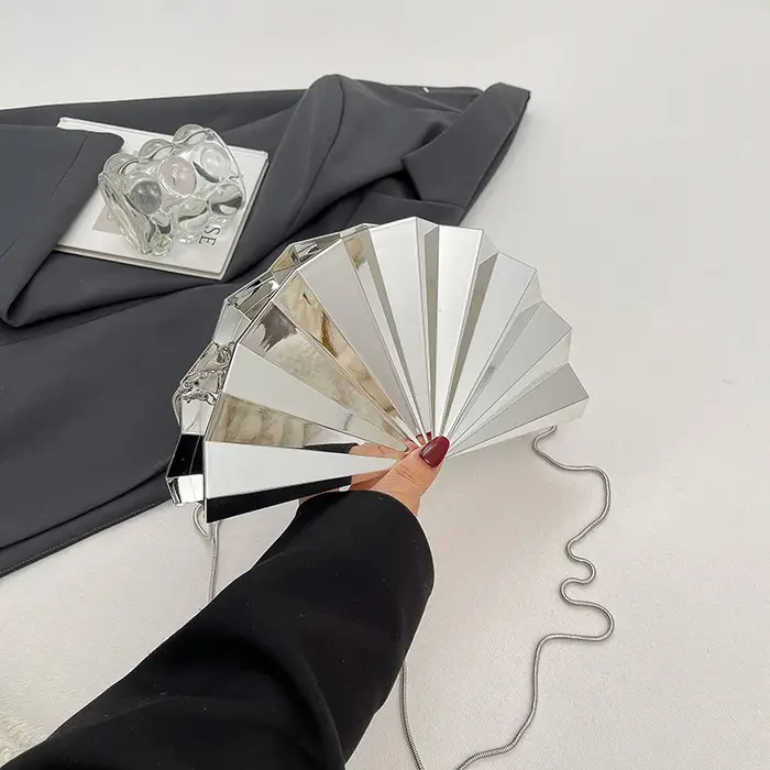 Sac de soirée doré pour femmes