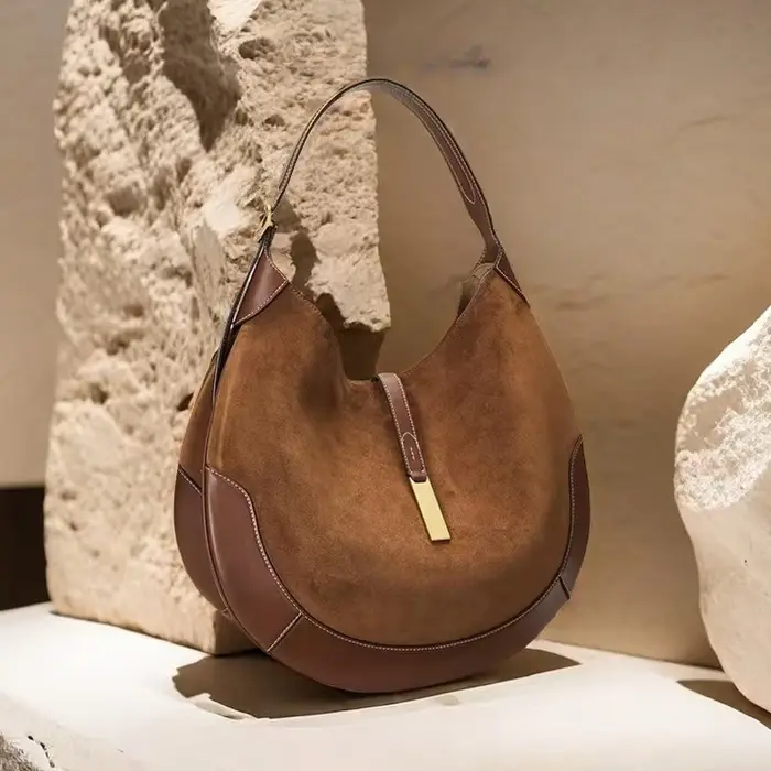 Sac croissant en daim pour femme, style équestre, sac fourre-tout sous le bras, sac à main chic, sac