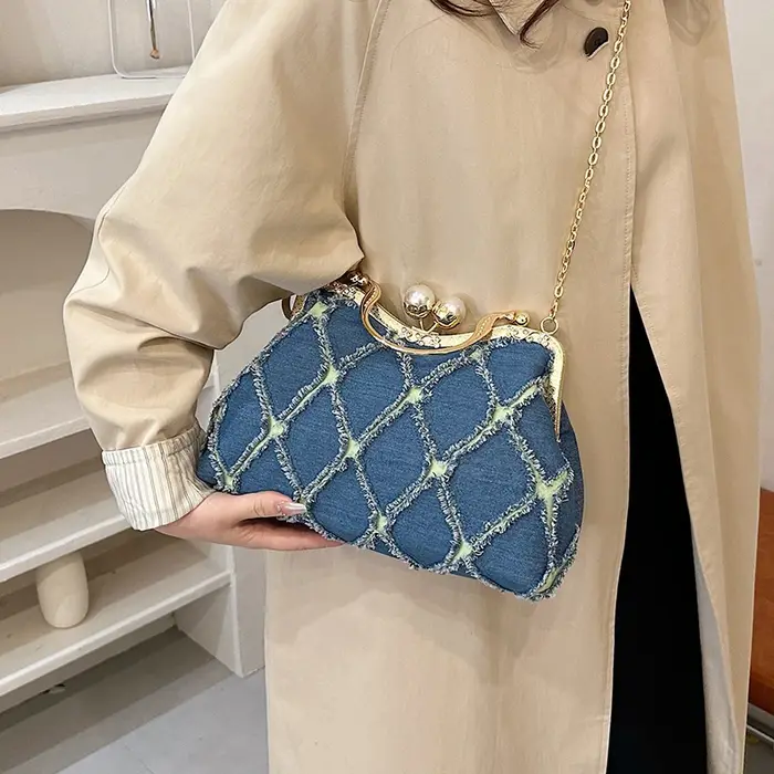 Sac à bandoulière de marque pour femme