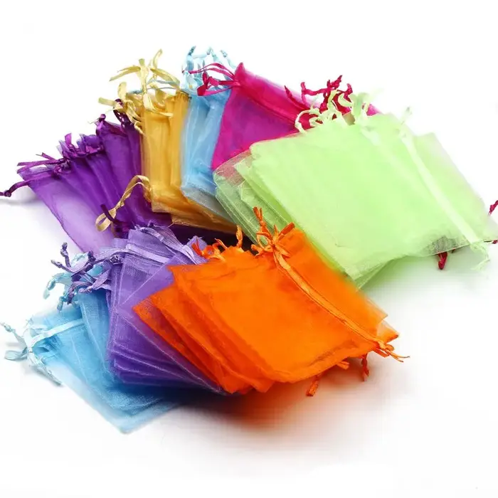 50 pcs/Lot Multicolore Bijoux Emballage Sac 7*9 11*16 15*20cm Organza Sacs Cadeau De Stockage De Mariage Cordon Pochettes En Gros