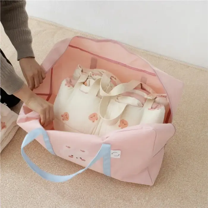Sac de maman de grande capacité pour sac d'hôpital de maternité sac de rangement de couette de maternelle sac de voyage organisateur d'articles de bébé de couches