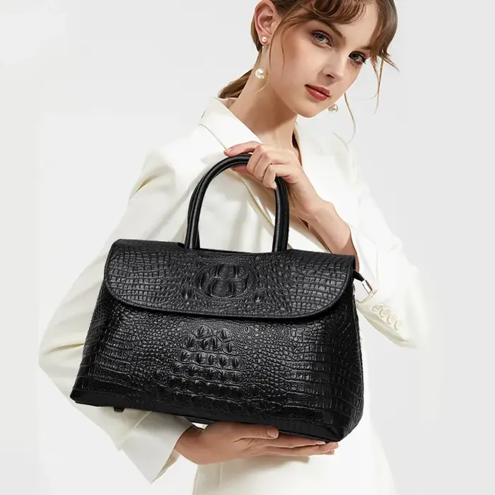 Nouveau sac à main haut de gamme pour femmes avec motif crocodile en peau de vache porte-documents de transport polyvale