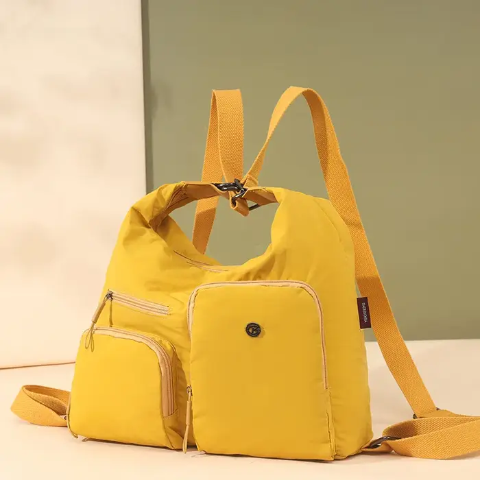 Sac à dos en nylon simple et urbain pour femme