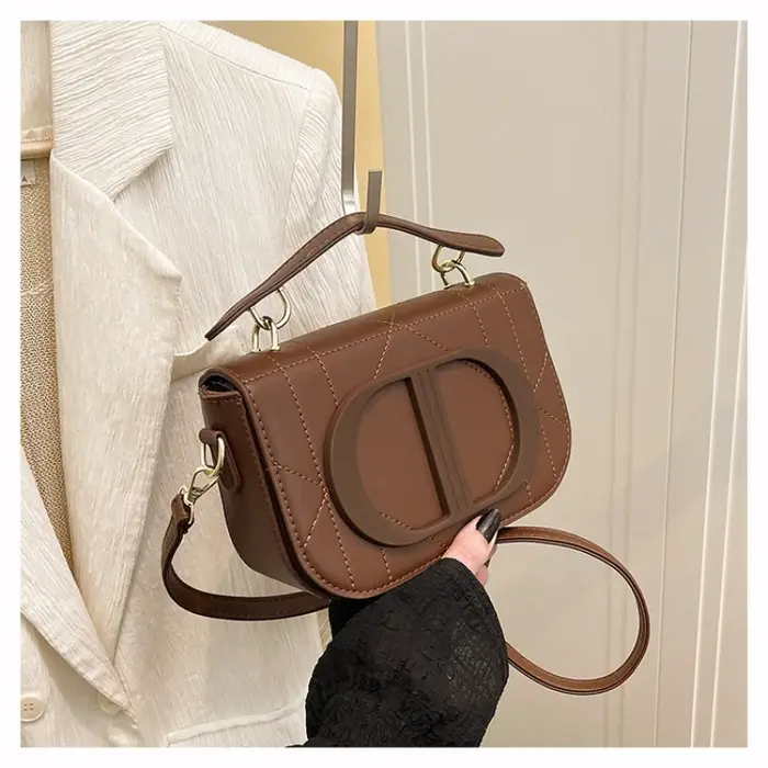 Nouveau Sac Selle Printemps 2026 – Tendance Minimaliste Polyvalent Convertible en Sac Bandoulière ou