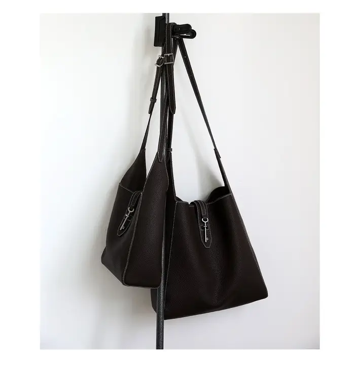 2025 nouveau sac à main hobo sac fourre-tout en cuir véritable sac de grande capacité slack paresseux première couche