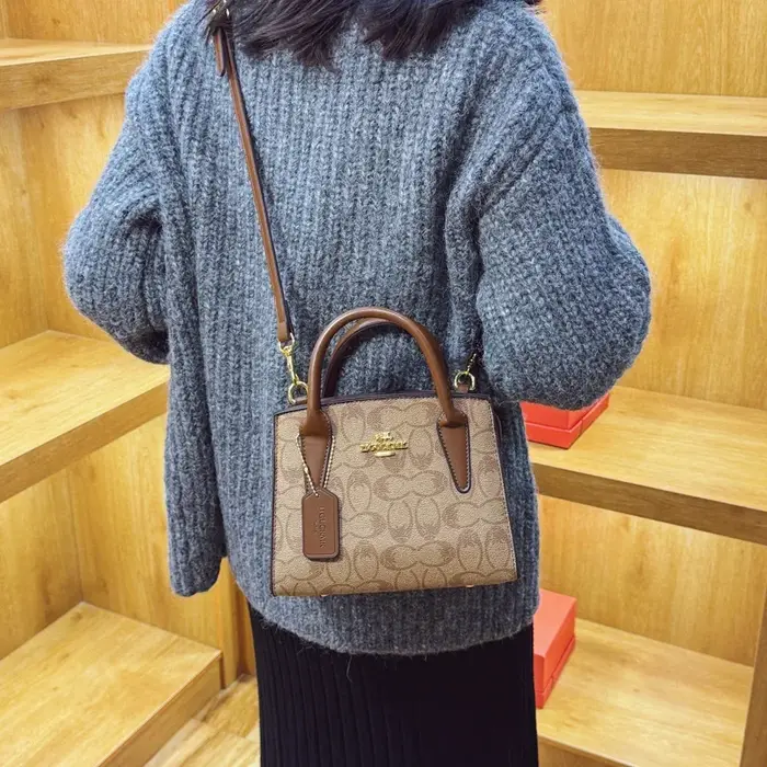 Sacs à langer simples et tendance pour femmes