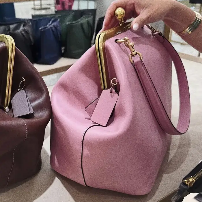 Collection Printemps Sacs à main grande capacité avec fermoir baiser pour femmes