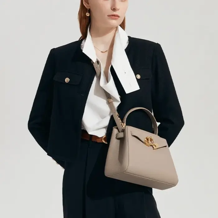 2025 nouveau sac à main de taille moyenne, sac à bandoulière haut de gamme, sac à bandoulière, sac d