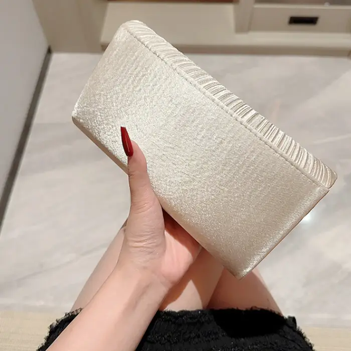Pochettes de soirée élégantes pour femmes