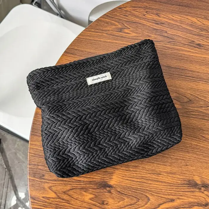 Pochette cosmétique artistique en crochet tissé à la main avec fermeture éclair, pochette de maquill