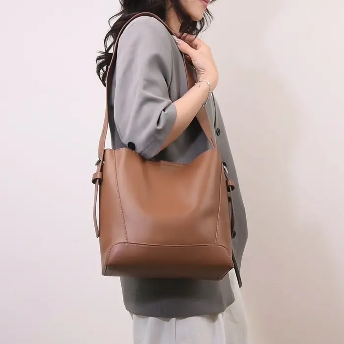 Sac à bandoulière pour femme en cuir véritable marron