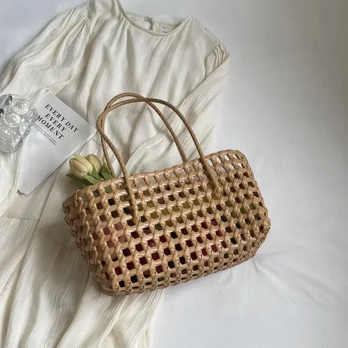 LEFTSIDE – petits sacs fourre-tout tissés de couleur unie pour femmes, sacs à bandoulière d'été à la
