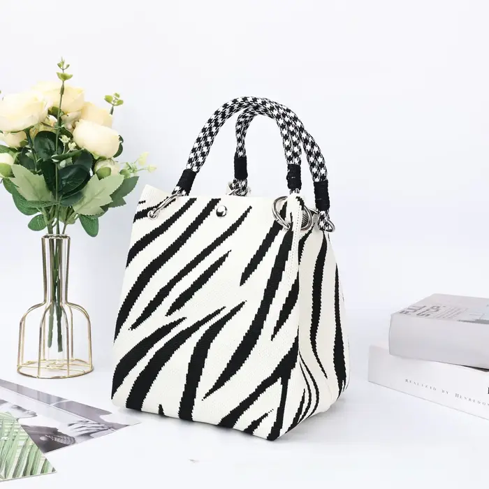 Style coréen tricoté corde noeud sac à main décontracté polyvalent petit sac en tissu sac de rangement femmes sac Macaron couleur broderie florale
