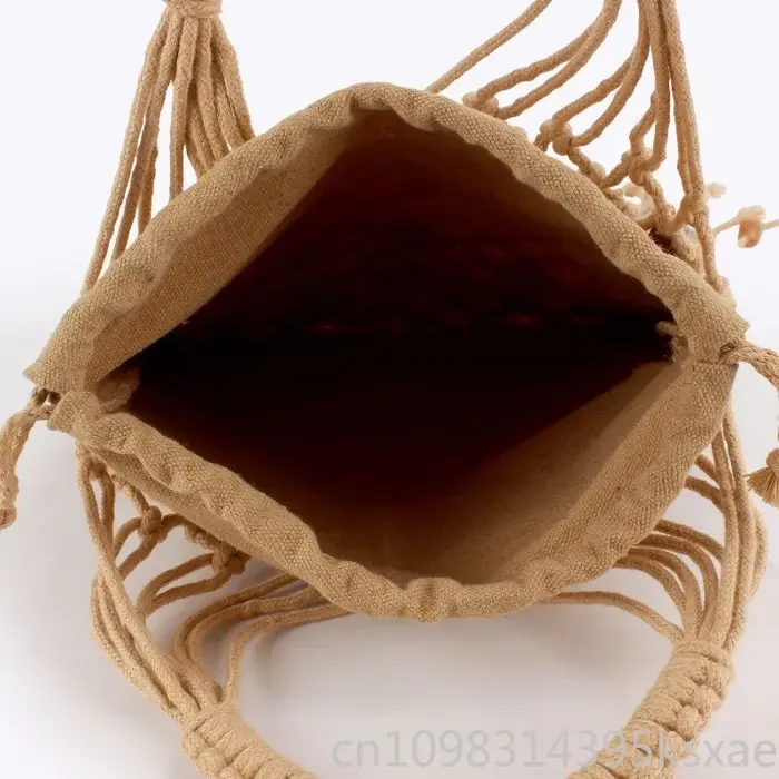 Sac fourre-tout tressé fait main pour femme avec franges à pampilles et détails perlés