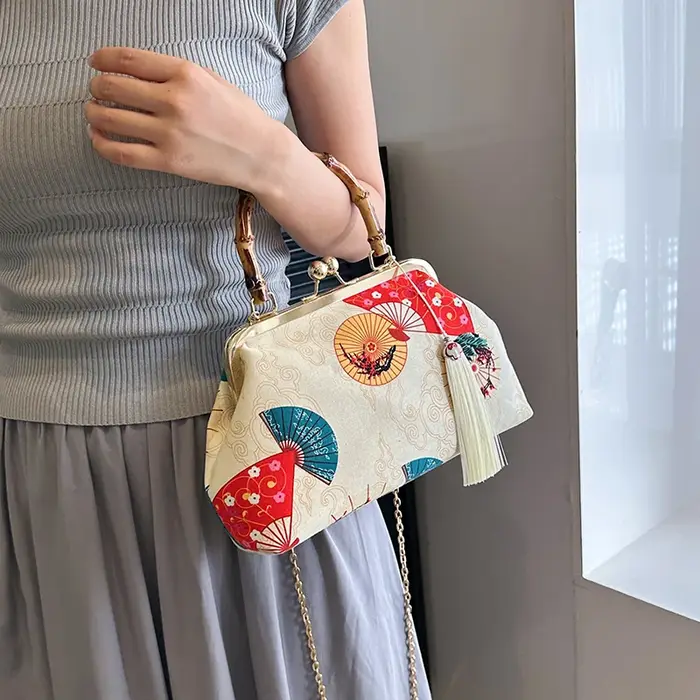 Mini sac à main en bambou brodé pour femme