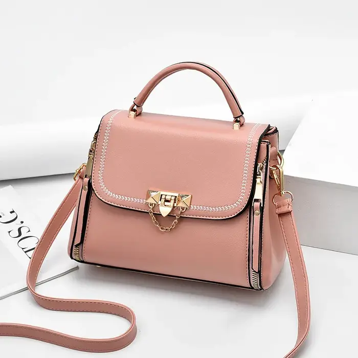 Sac à main chic et tendance pour femme 2025 – Sac bandoulière petit format carré, style frais et dou