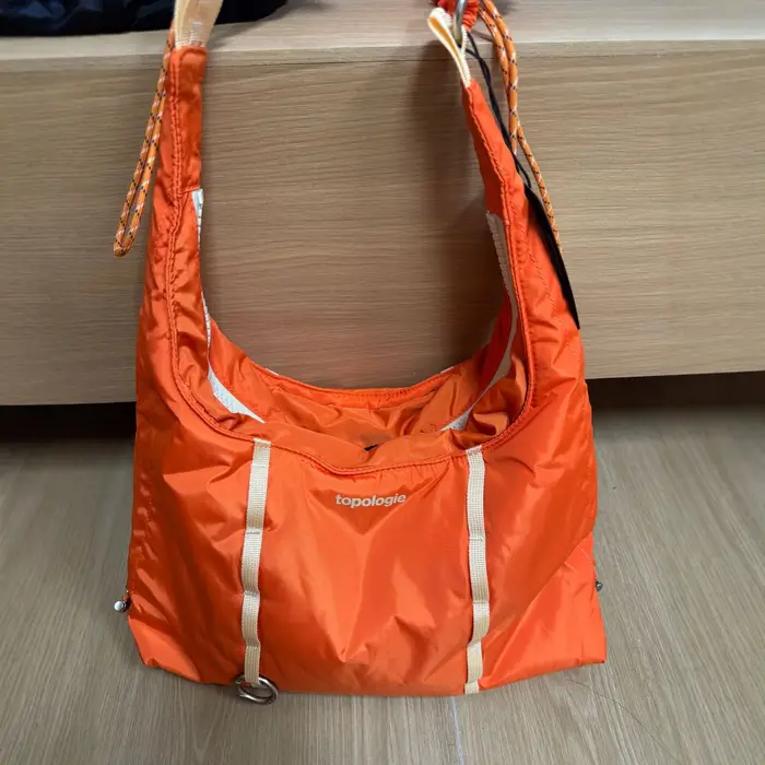 Sac fourre-tout en nylon grande capacité TOPO – Sac bandoulière décontracté et tendance pour les trajets quotidiens