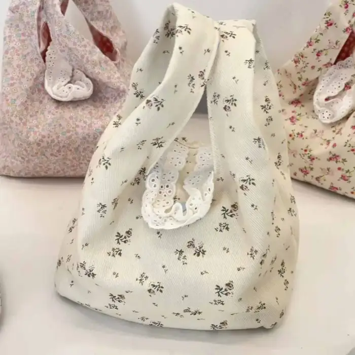 Sac à main doux et frais à motif floral