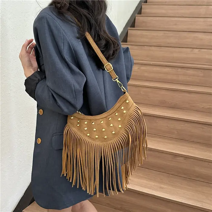 Sac à bandoulière demi-lune de styliste pour femmes