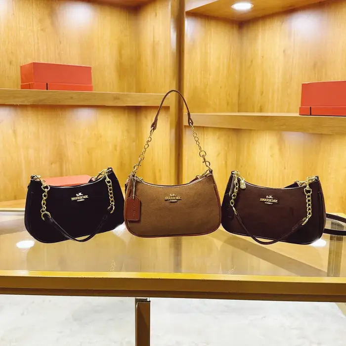 Sac à bandoulière élégant pour femme en cuir PU mat