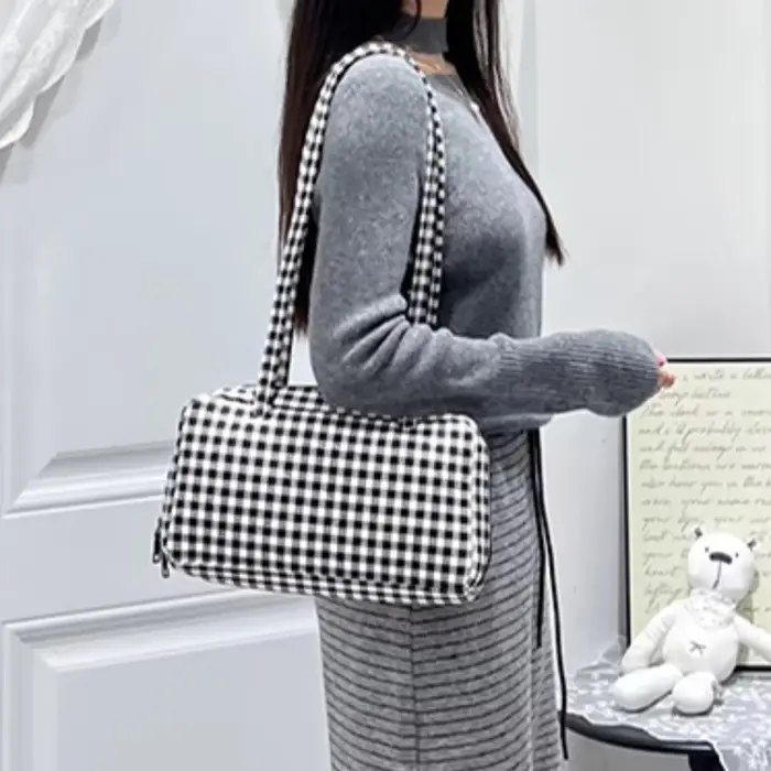Sac à bandoulière en nylon à pois imprimé léopard