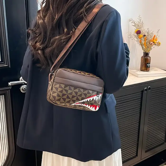Sac à bandoulière créatif bouche de requin