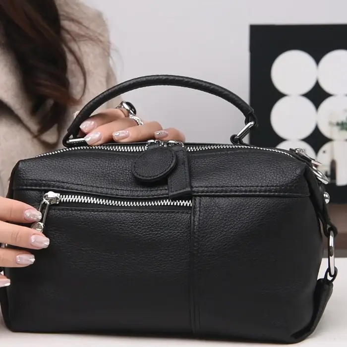 Sac Boston en cuir véritable noir