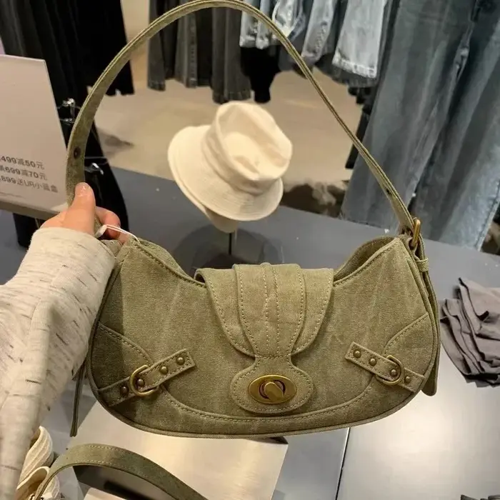 Y2k Vintage sac à bandoulière Style de rue américain Rivets vert toile sac à main gothique Punk Biker Cool Designers