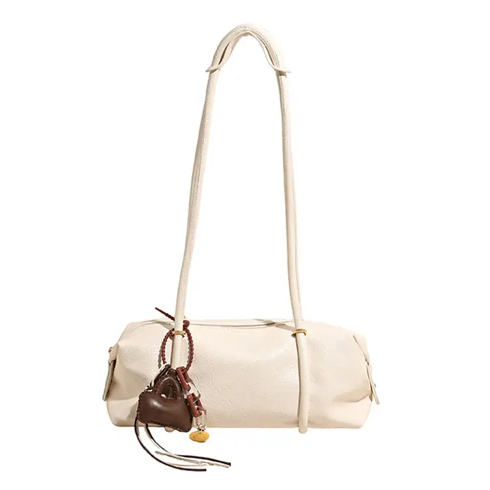 Sac à bandoulière cylindrique en similicuir froissé pour femme, avec breloque mignonne, sangle régla