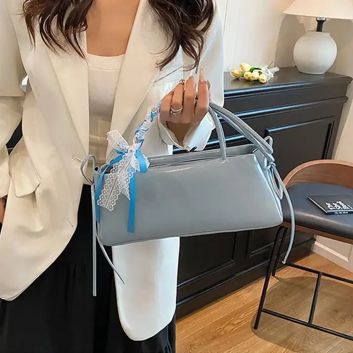 Sac à bandoulière multicolore tendance en cuir PU avec nœud papillon