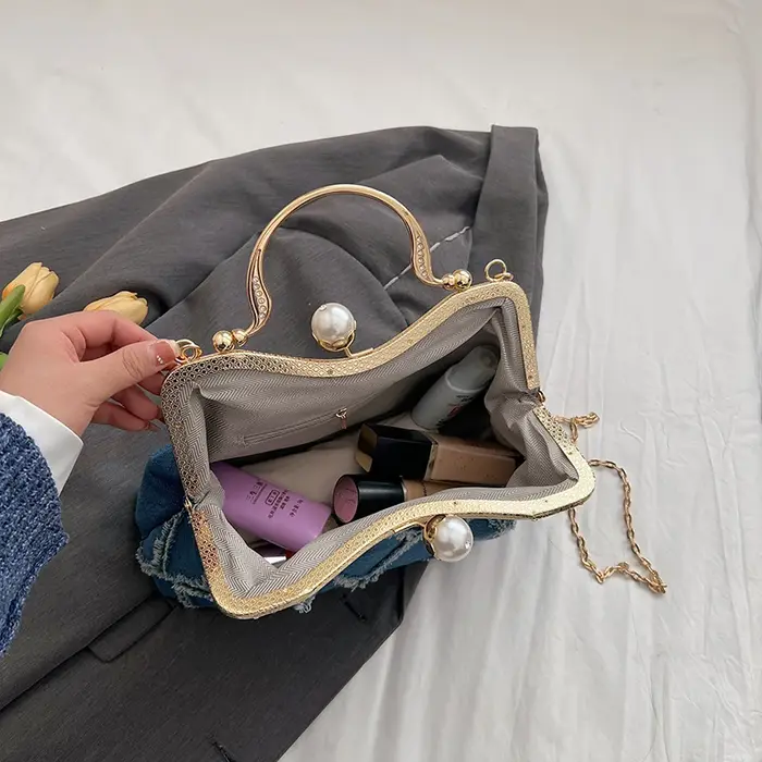 Sac à bandoulière de marque pour femme