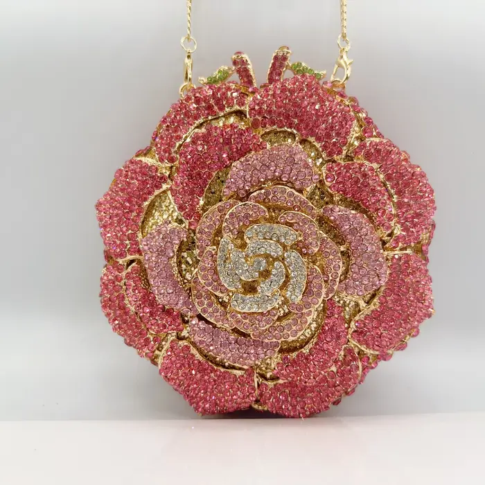 Pochette de luxe en forme de Rose avec strass et diamant