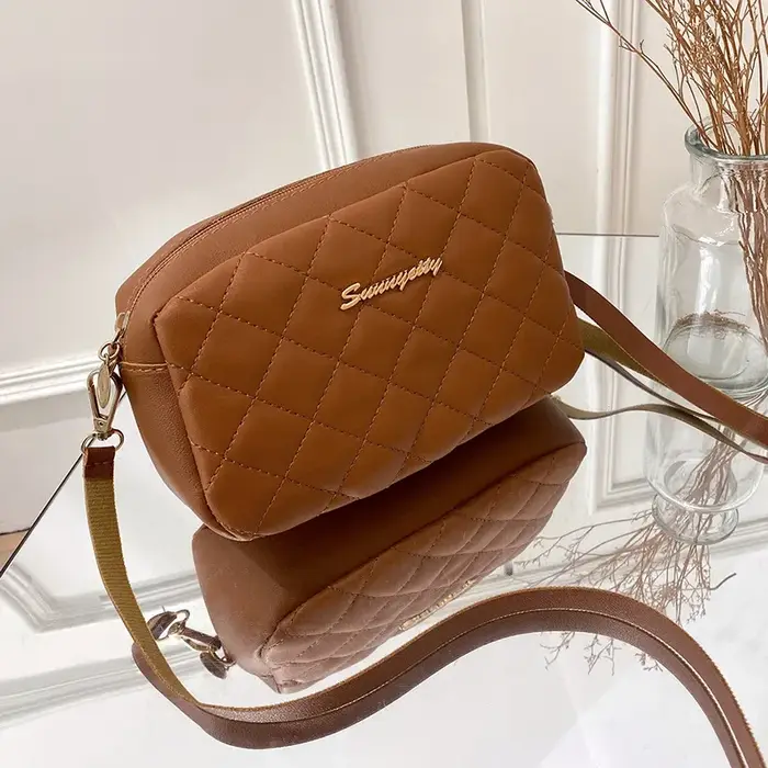 Sac Messager Tendance pour Femme – Petit Sac à Bandoulière de Marque Designer avec Chaîne – Sac à Ma