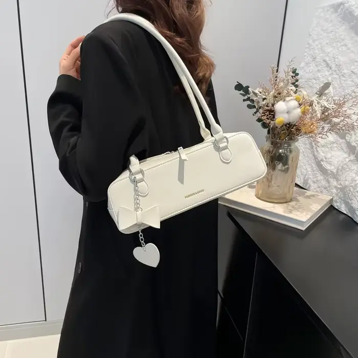 Sacs à bandoulière rectangulaires en PU brillant pour femmes
