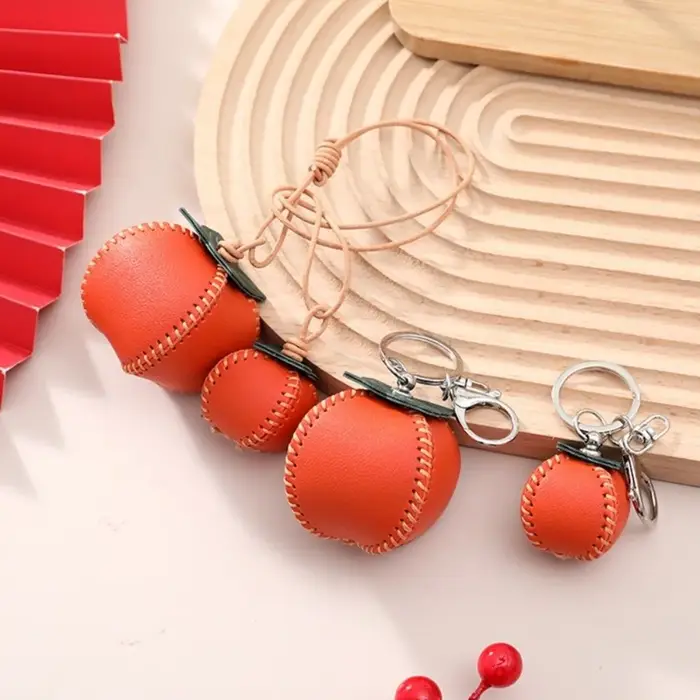 Breloques de sac en cuir véritable mignonnes, porte-clés en forme de kaki, accessoires porte-clés en forme de fruit pour sacs à main et sacs à dos