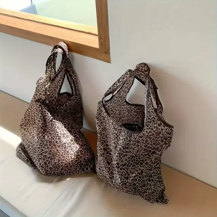 Sac de courses pliable à imprimé léopard - Sac en nylon léger et étanche avec poignées robustes pour l'épicerie et le supermarché
