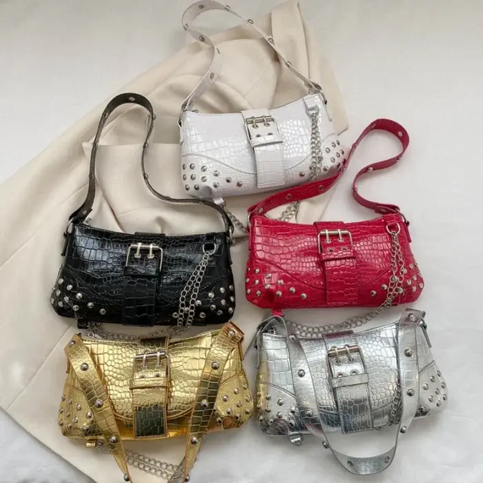 Sac à bandoulière gothique pour femmes, sac à main Style Cool, tendance Rock pour filles, chaîne à rivets Y2K pour voyage, vacances, quotidien