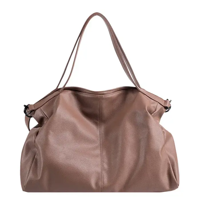 Grands sacs fourre-tout noirs pour femmes