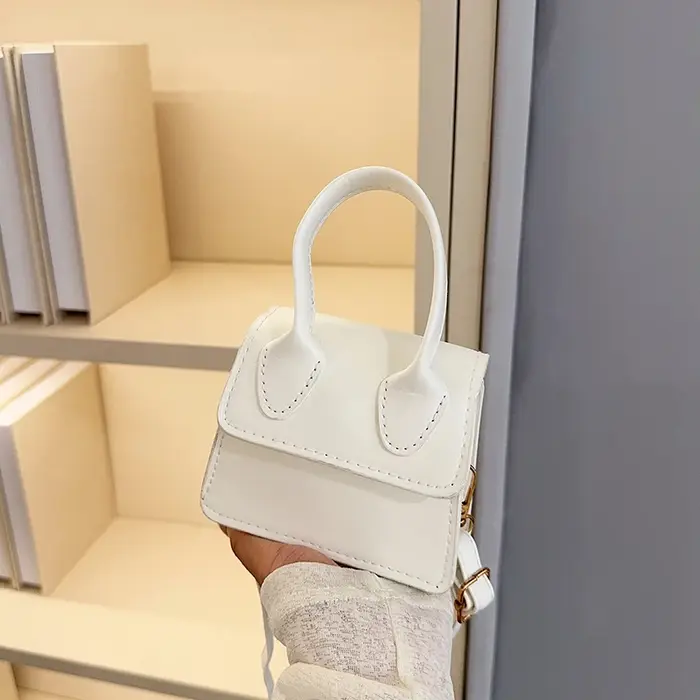 Sac carré miniature à motif de pierres colorées tendance