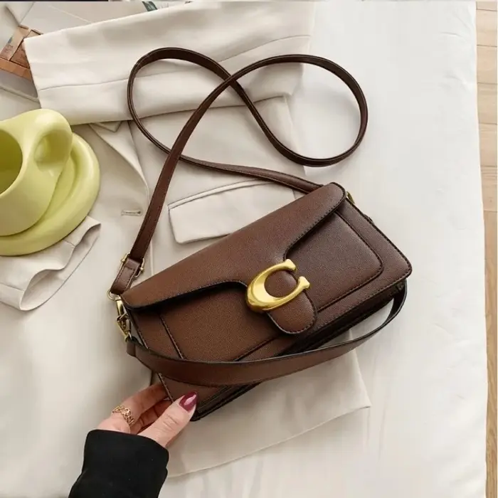 Sac à langer classique de luxe : élégant sac à bandoulière pour femme avec inspiration vintage et grande capacité de rangement