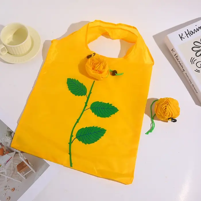 Sac de courses pliable à motif de fleurs roses