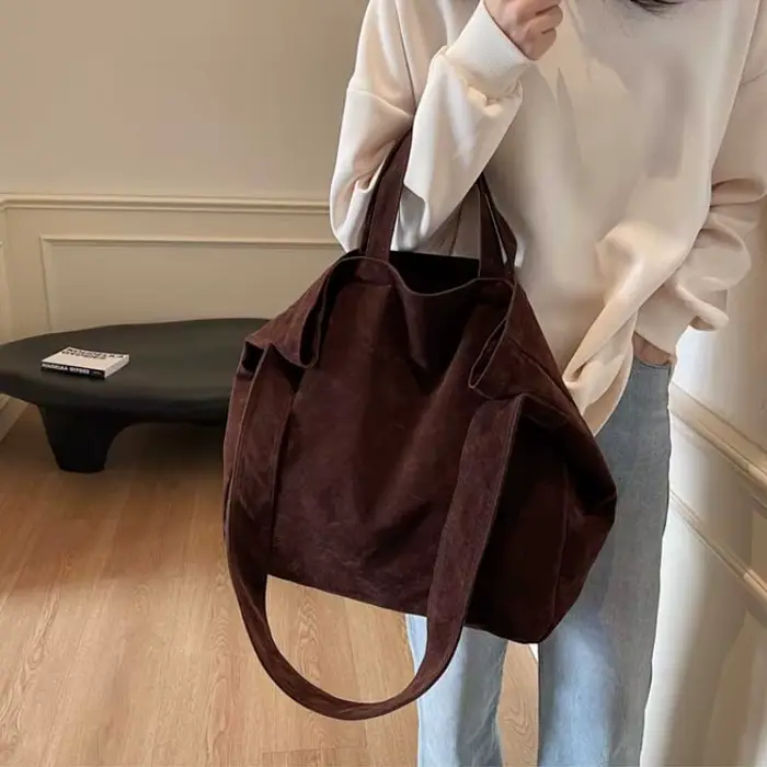 Sac fourre-tout en velours grande capacité 2026