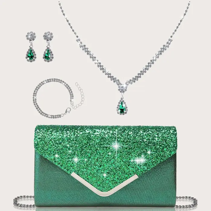 Pochette pour femme magnifique et élégante et scintillante, associée à un magnifique collier, boucle