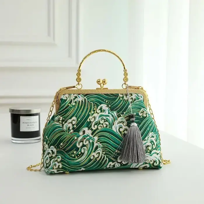 Mode Vintage sac à franges petits sacs à coque chaîne femmes épaule sac à bandoulière grue volant