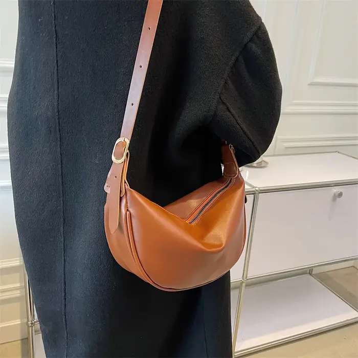 Sac à bandoulière noir pour femme