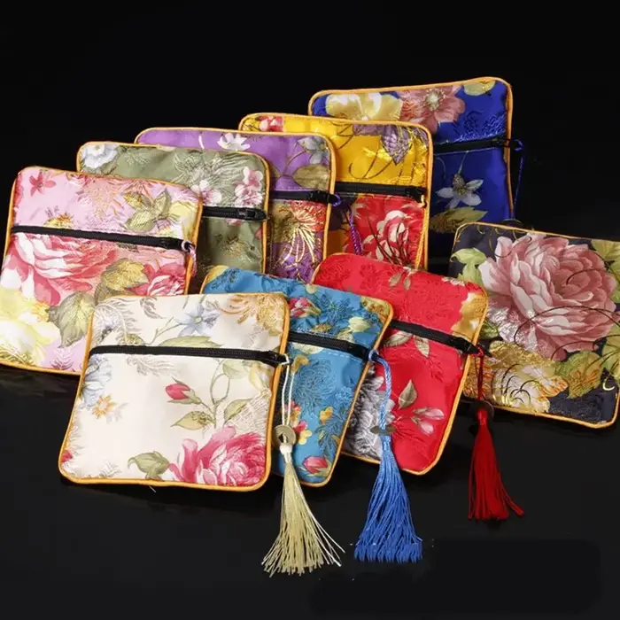 Pochette à monnaie brodée en tissu, motif floral, avec pendentif en cuivre, portefeuille en tissu, sac à maquillage et à rouge à lèvres, organiseur et sac de rangement pour bijoux