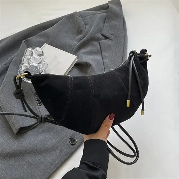 Sac pour femmes en forme de Croissant à la mode