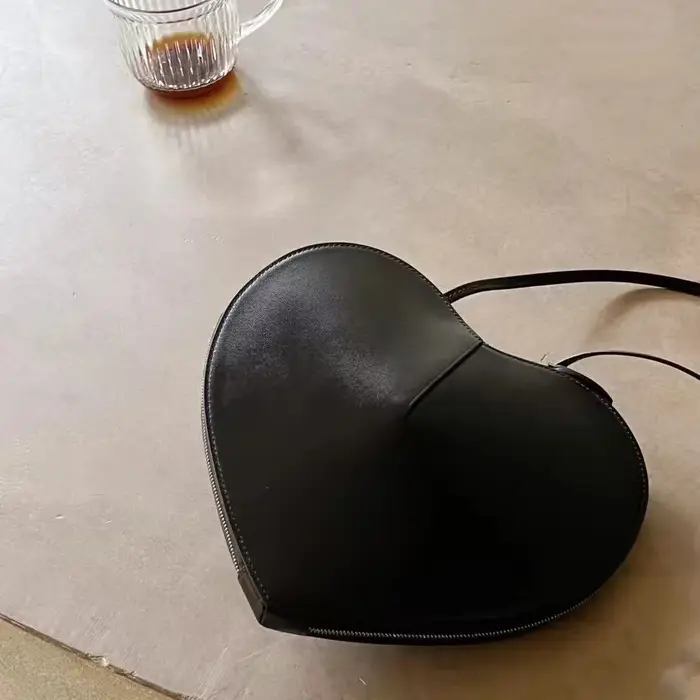 Sac à main en cuir véritable