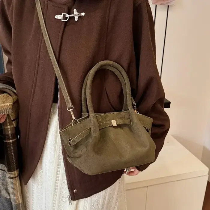 Sac à langer iconique en cuir de luxe pour femme